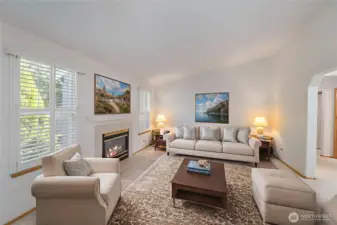 LR, virtual staging