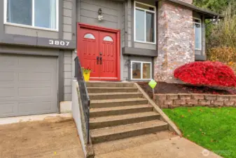 Welcome home to this beautifully updated Twin Lakes residence on a quiet cul-de-sac.