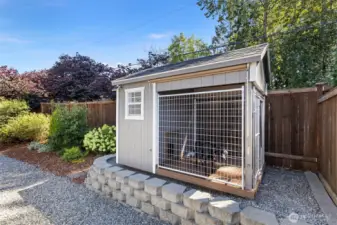 Even the dog house is luxury!  Custom built and shipped from PA.  Amish construction dog house partially inclosed, heated and insulated.  If you don't need a doghouse, it works for storage too!