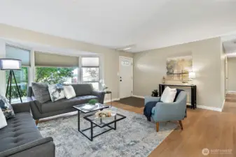 Great floorplan throughout the home