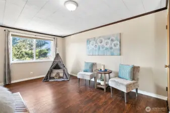 Great floors and fresh paint up here too!