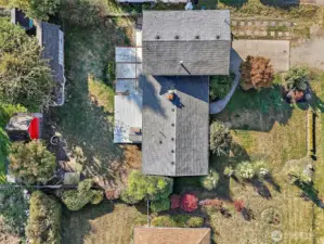 Big flat quarter acre lot