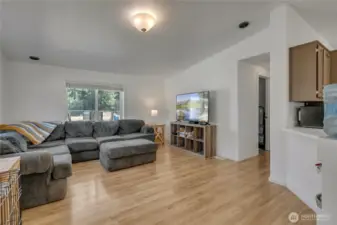 Additional living room