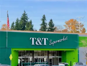 T&T Supermarket is a large Asian grocery chain, primarily offering Chinese, Taiwanese, and other Asian products, along with a wide selection of live seafood, fresh produce, and a bakery.