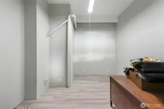 Another space on the middle floor.