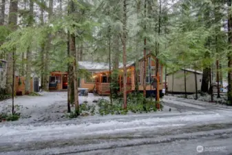 Learn more about the amenities of The Glen to enjoy the full potential!
