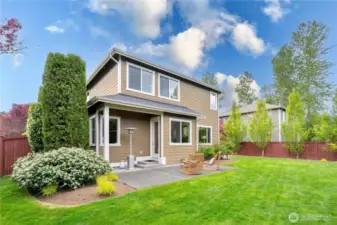 Don't miss the huge side yard!