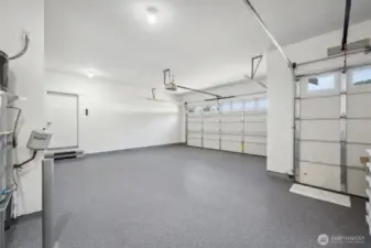 View of the 3 car garage!