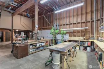 17' Ceilings - ready for your projects!