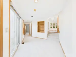 Hallway to bedroom, bathroom, laundry and garage.