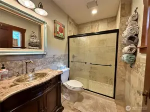 3/4 bath in hallway.