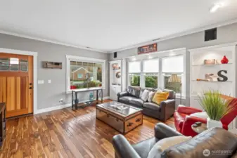 The details are what really matter. The solid fir front door, the built ins, the double laminated sound transmission control windows keep the noises of downtown out while you are enjoying the spaces in your home.