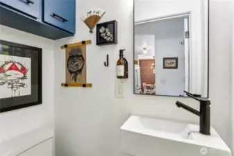 First floor powder bath