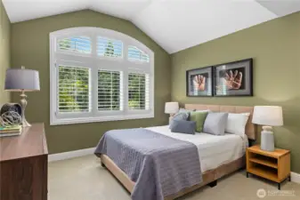 Second upper level suite