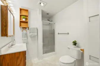 Flex space ADU/ bath