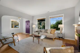 A large foyer entrance and lovely light everywhere.