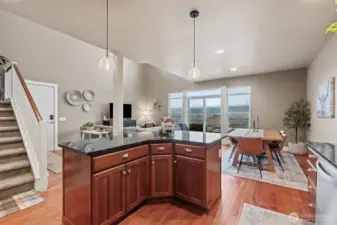 Love the island with plenty of room for 3-4 stools.