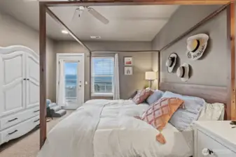 Wake up to illuminating sunrises from bed.