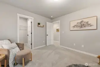 Photographs are for illustrative purposes only. Features, finishes, interior/exterior colors, landscaping and floorplan shown may vary from actual homes built