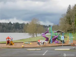 Lake Mayfield park near home