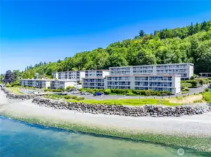 West Beach Condominium is one one of W Seattle's best kept secrets. It encompasses nearly 5 acres making it extremely quiet, and offers beachcombing, whale watching, a boat launch, pool, community room, and fully stocked workshop/hobby room. All of this with a group of wonderful neighbors! Why would you ever leave?