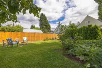 Large garden space.