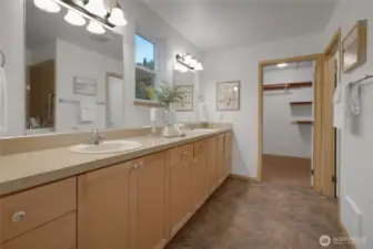 Main primary bath room