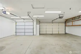 3 Car Garage