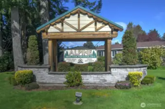 Mobile park entrance/sign