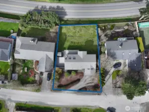 Situated on a 9,866 sq. ft. lot.