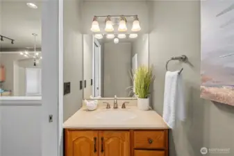 1/2 bath off Studio space