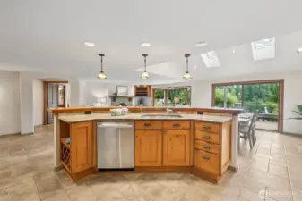 This expansive space is ready for your big crowds!