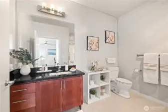 2 Bedrooms / 2 Bathrooms