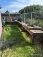 Potting area in the side yard!