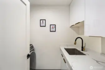 Full Size LG Washer/Dryer