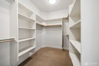 Owner's Suite Bedroom - Walk-in Closet