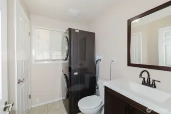 1/2 Bath