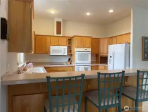 Sunny and Open Plan