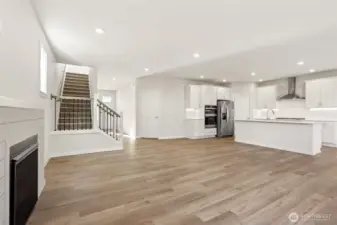 Disclaimer Secondary photos of same floor plan on different lot in different community: Photos are from another Luna, finishes, upgrades, and features may vary.