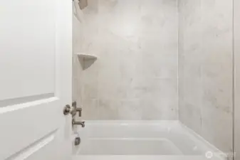 Disclaimer Secondary photos of same floor plan on different lot in different community: Photos are from another Luna, finishes, upgrades, and features may vary.