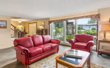 Gorgeous window profile