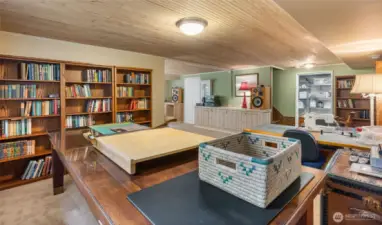 Lower Level - Massive hobby room