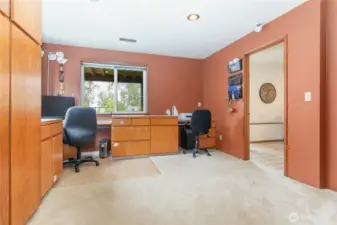 Office space off primary suite.
