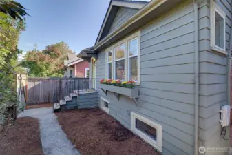 Garden space in front of house
