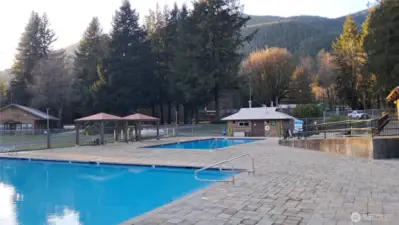 Lake Tyee Community Swiming pool and hot tub