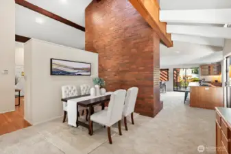 Open concept floorplan showing the dining room