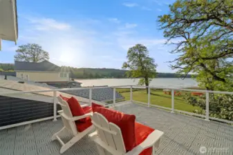 Guest Suite with a sun deck - they won’t want to leave!