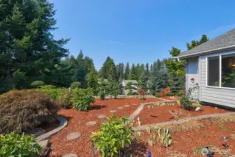 A south facing garden bed ready for your personal touches.