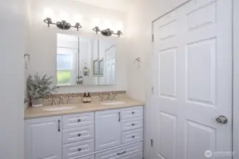 Cute vanity in 3/4 bathroom