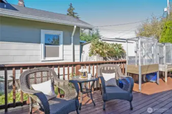 Spacious back deck